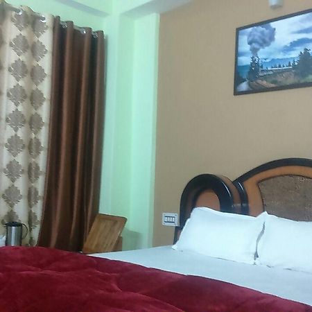 Banjār Hotel Mansarovar מראה חיצוני תמונה